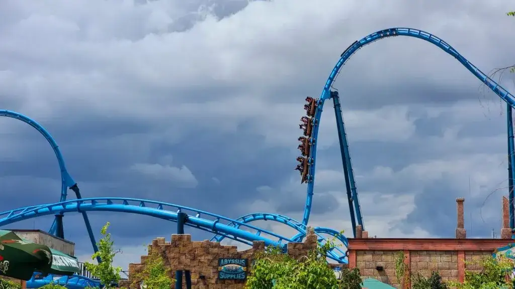 Energylandia kiedy pada deszcz - co warto wiedzieć przed wizytą