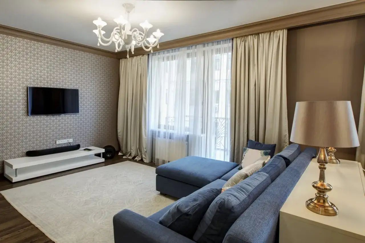 Jaka odległość firanki od ściany, aby uniknąć problemów z estetyką?