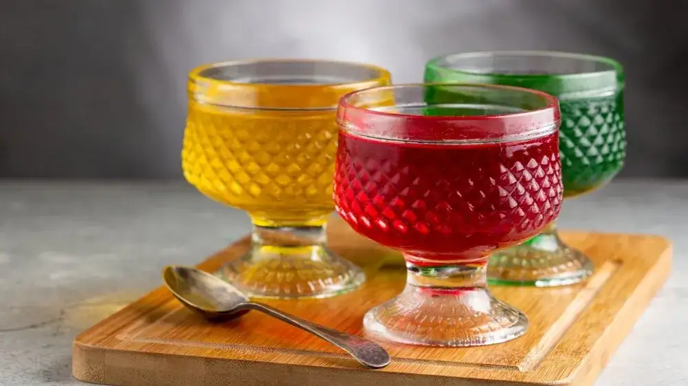 Ile tężeje galaretka? Sprawdź, by uniknąć rozczarowania w kuchni