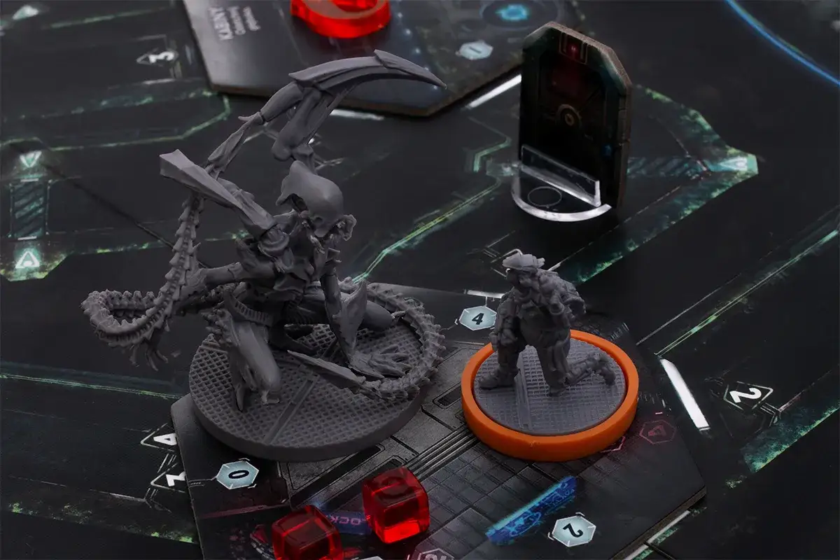  Gra planszowa Nemesis - jak wygrać krwawą walkę o przetrwanie?