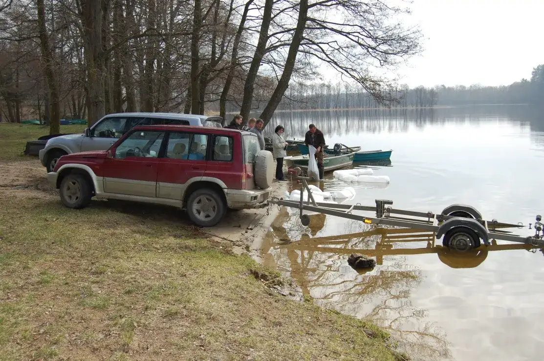 Jezioro Dadaj zezwolenia 2026: Ceny, zakup, regulamin łów legalnie!