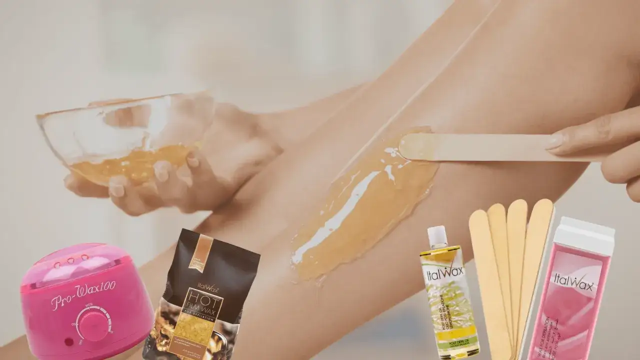 Domowa depilacja woskiem: podgrzewacz, wosk, szpatułki i olejek. Gładka skóra w zasięgu ręki.