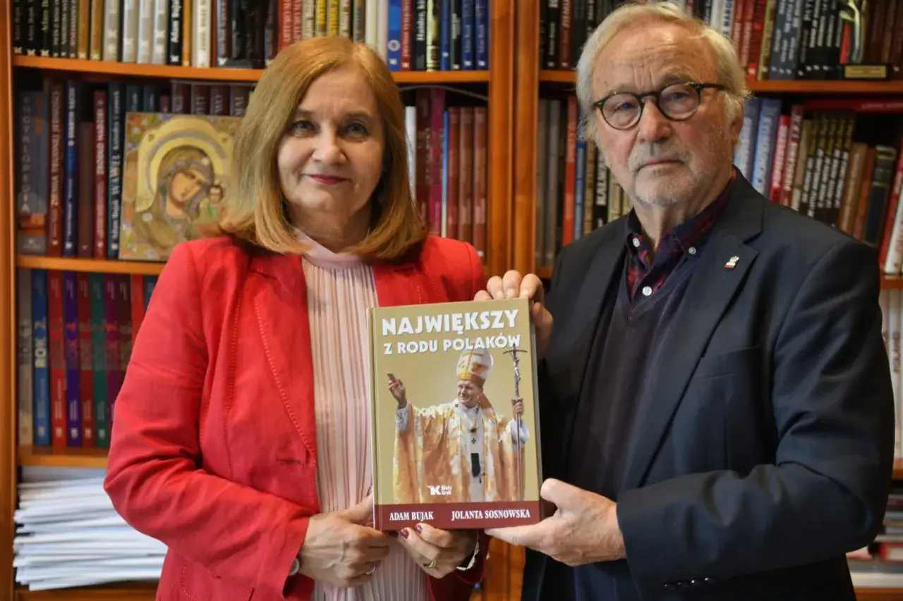 Cytaty Karola Wojtyły - niezwykłe myśli papieża, które zmieniają życie