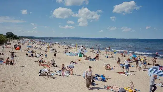 Ile stopni ma Bałtyk? Sprawdź, kiedy woda jest najcieplejsza