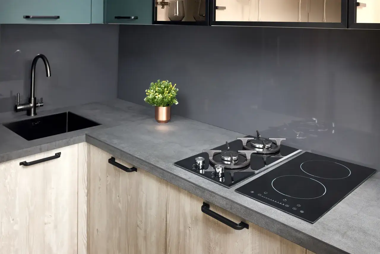 Kuchnia gazowa czy indukcyjna: jakie są prawdziwe koszty?
