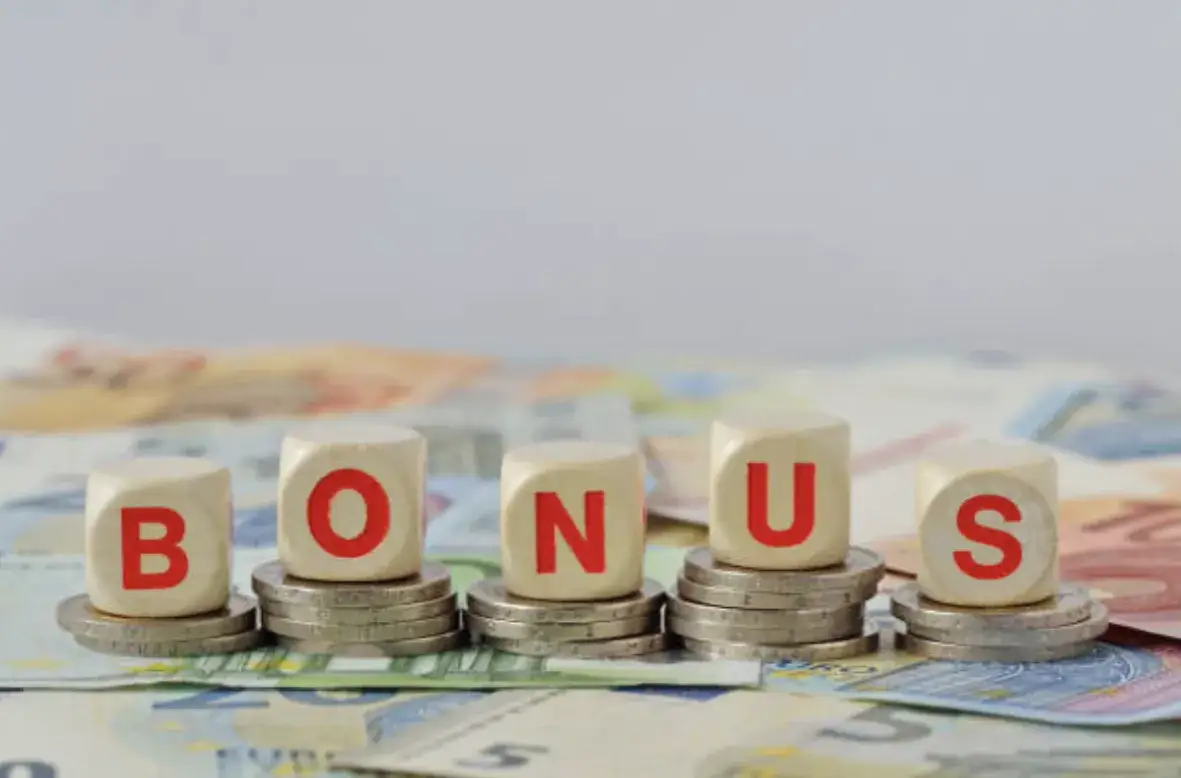 Jak mechaniki bonusów przeniosły się ze świata rozrywki do aplikacji fitness i zakupów online