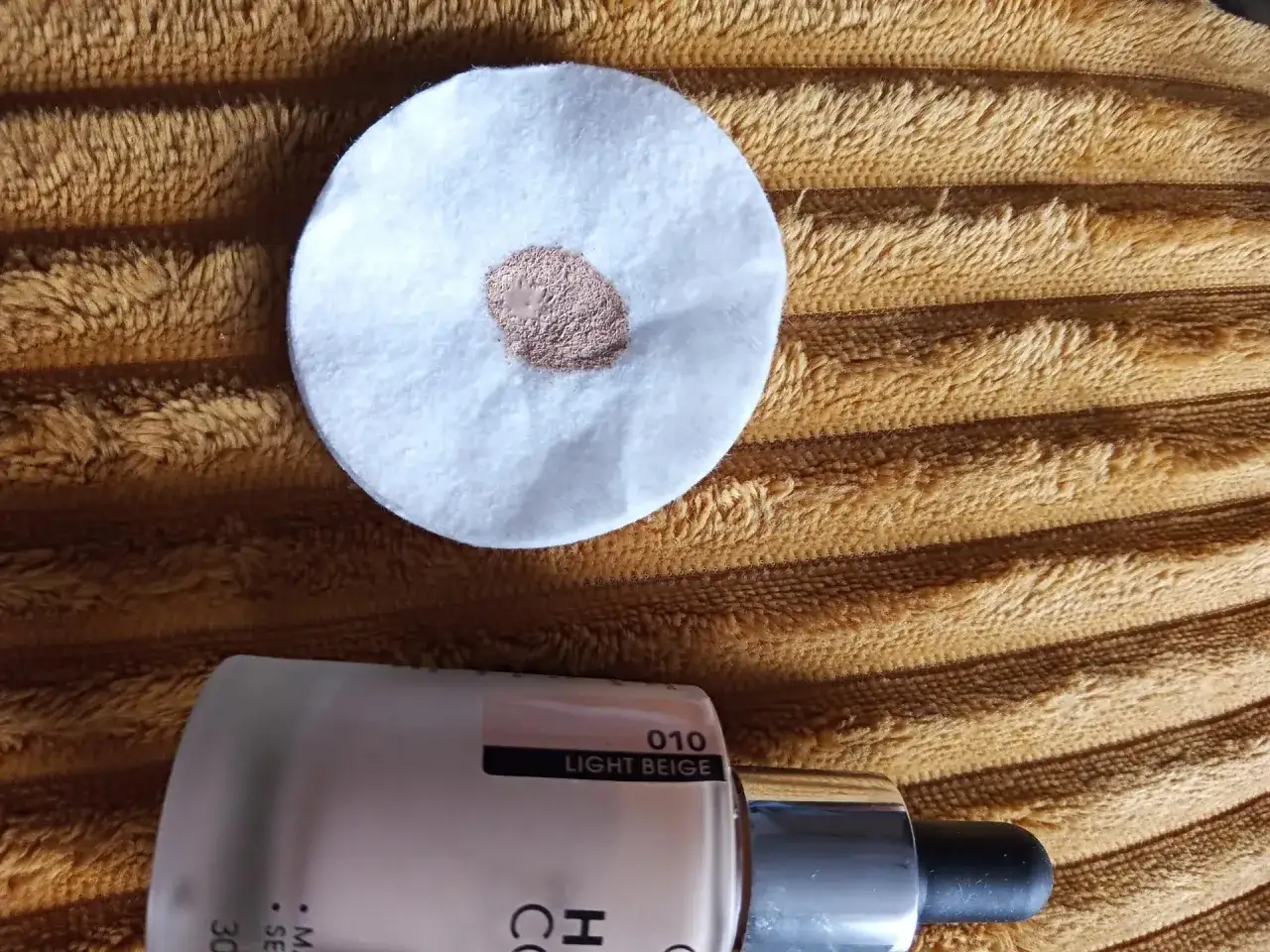 Catrice Liquid Camouflage: 005 czy 010? Idealny odcień dla Ciebie