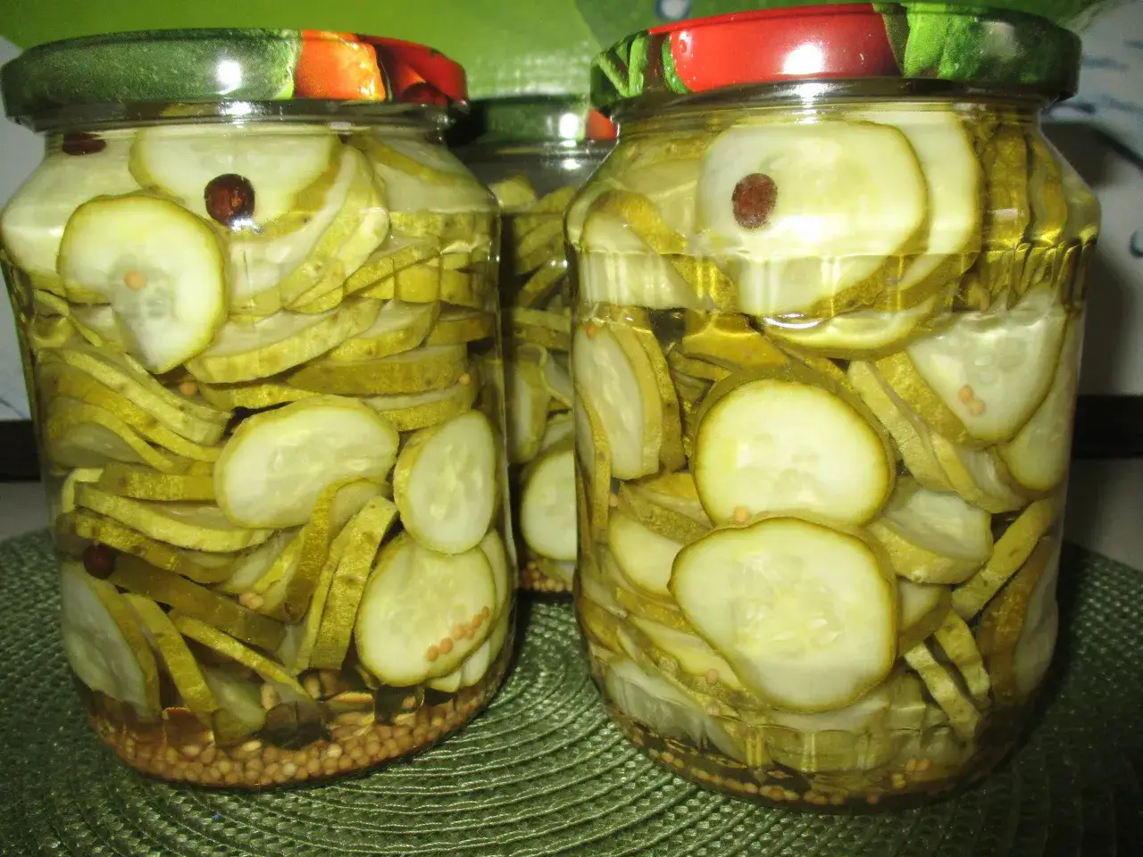 Sałatka szwedzka przepis jak zrobić – łatwy sposób na pyszny przysmak