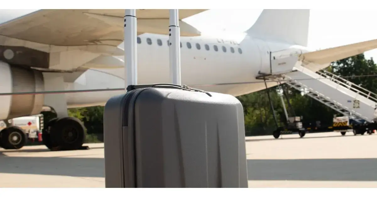 Jakie wymiary ma bagaż podręczny do samolotu, aby uniknąć problemów?