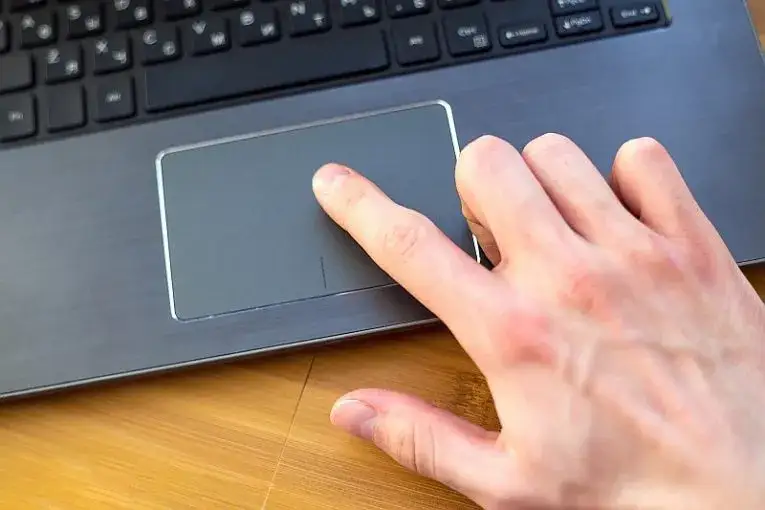 Jak włączyć touchpad w laptopie Acer i rozwiązać problemy z nim