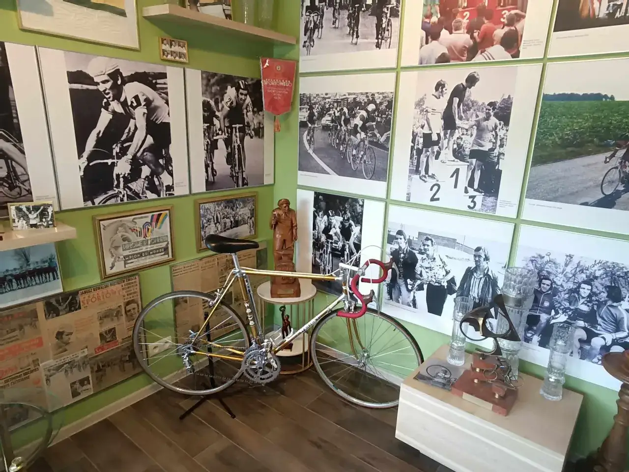 Janusz Kowalski - legendarny kolarz i mistrz Tour de Pologne