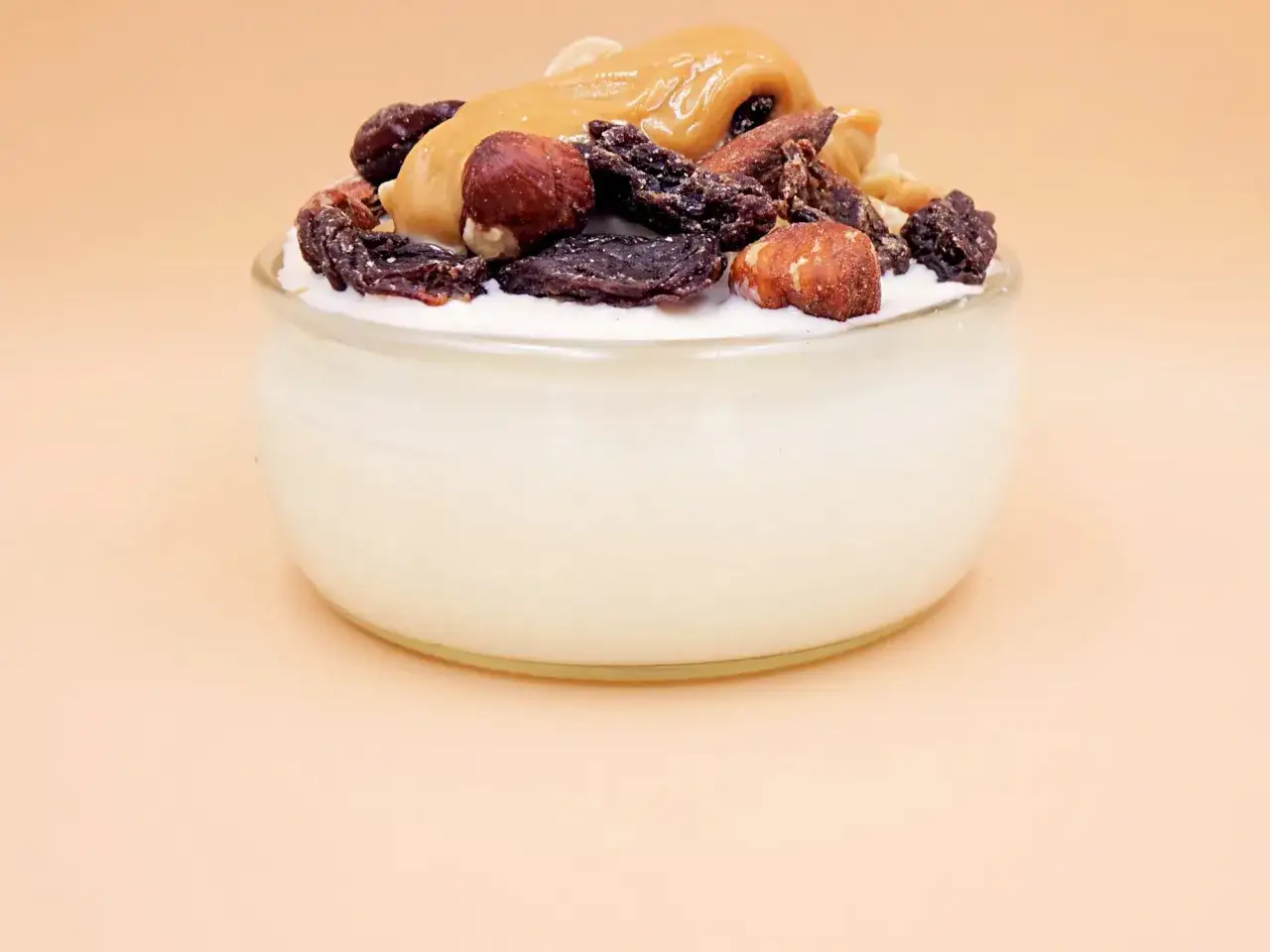 Jogurt proteinowy dla kogo? Odkryj korzyści dla sportowców i dzieci