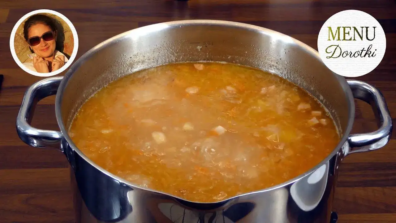 Jak zrobić zupę kapuśniak, która zachwyci smakiem i aromatem