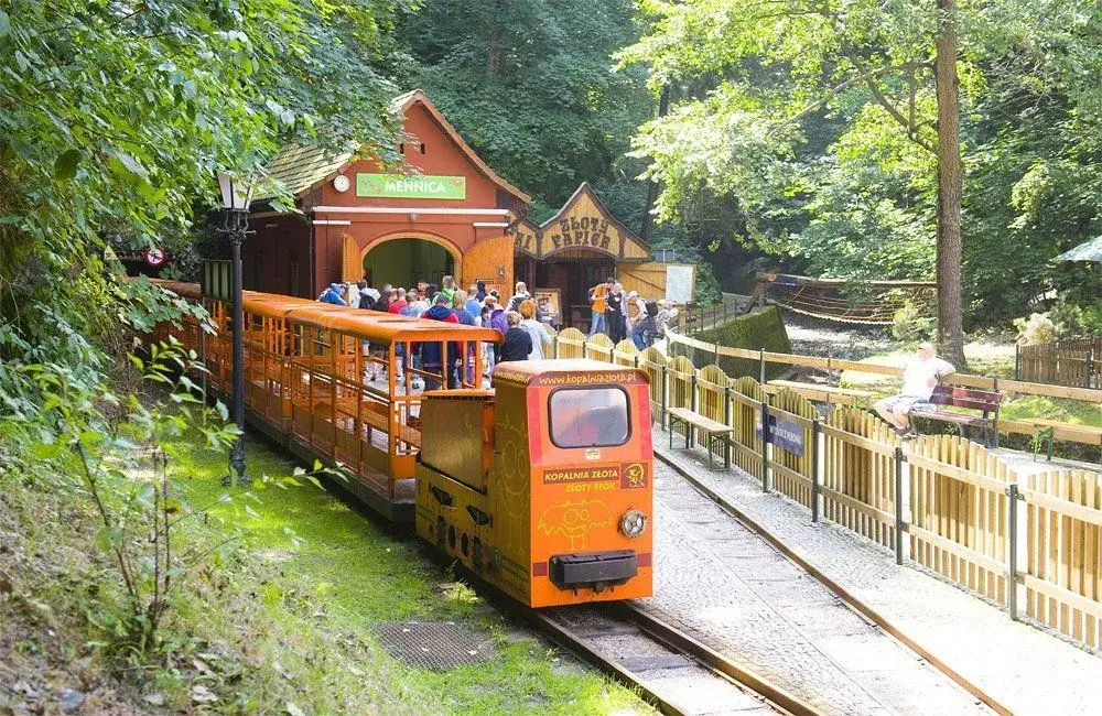 Złoty Stok: Atrakcje dla rodzin i aktywnych co musisz wiedzieć?