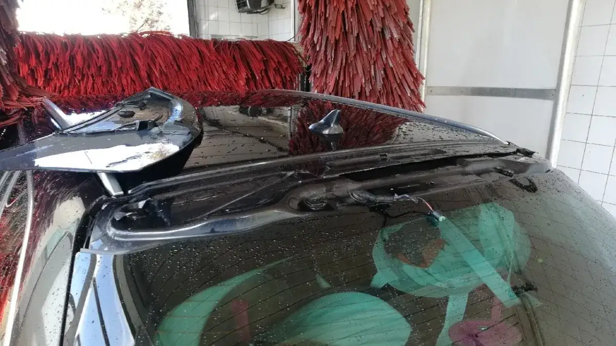 Ile kosztuje myjnia na Orlenie? Sprawdź ceny i pakiety usług