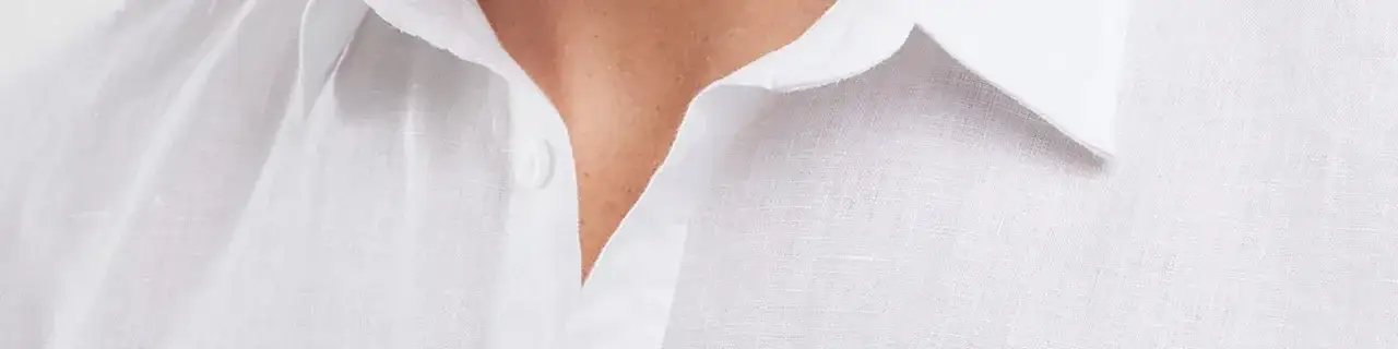 Białe bluzki jak nowe! Skuteczne domowe wybielanie krok po kroku.