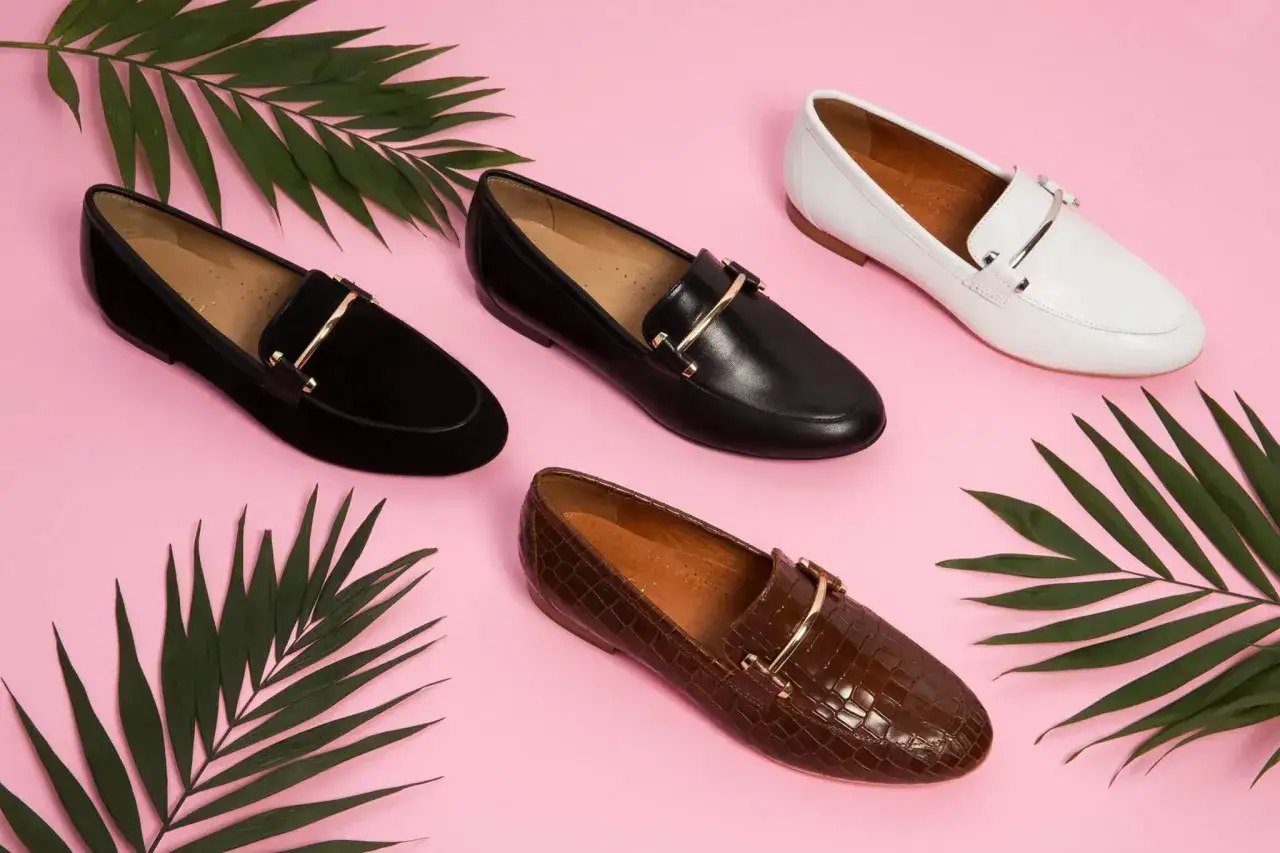 Jak rozciągnąć buty ze sztucznej skóry, aby były wygodne i trwałe