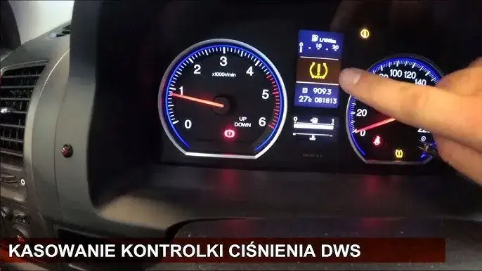 Znaczenie kontrolek w Honda Civic - uniknij poważnych usterek