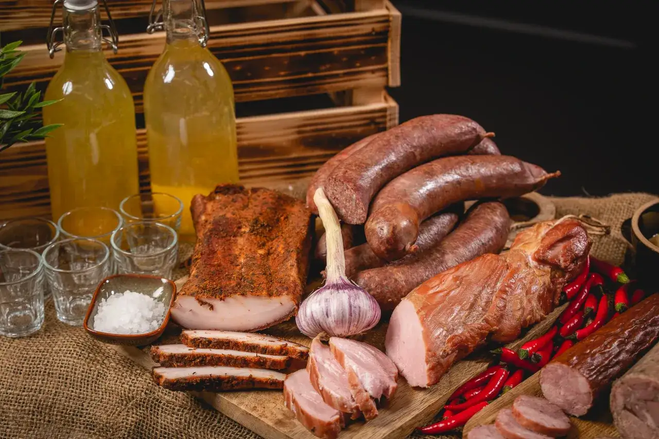 Ile kilogramów jedzenia na stół wiejski na wesele? Oto odpowiedzi