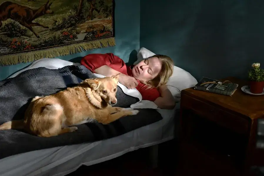 Opadające Liście 2023 - recenzja nowego filmu obyczajowego