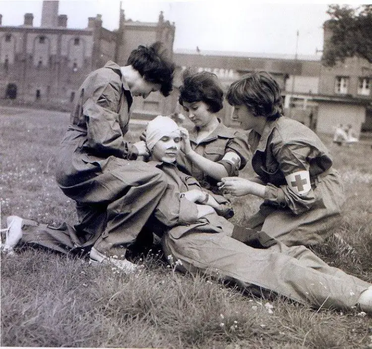 Kiedy powstał Czerwony Krzyż? Historia, która zaskakuje i inspiruje