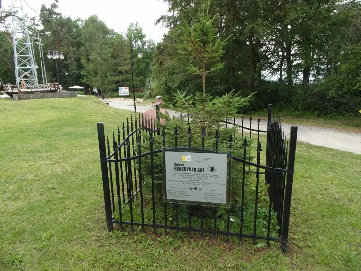 Pustkowo atrakcje - odkryj najciekawsze miejsca na rodzinny wypoczynek