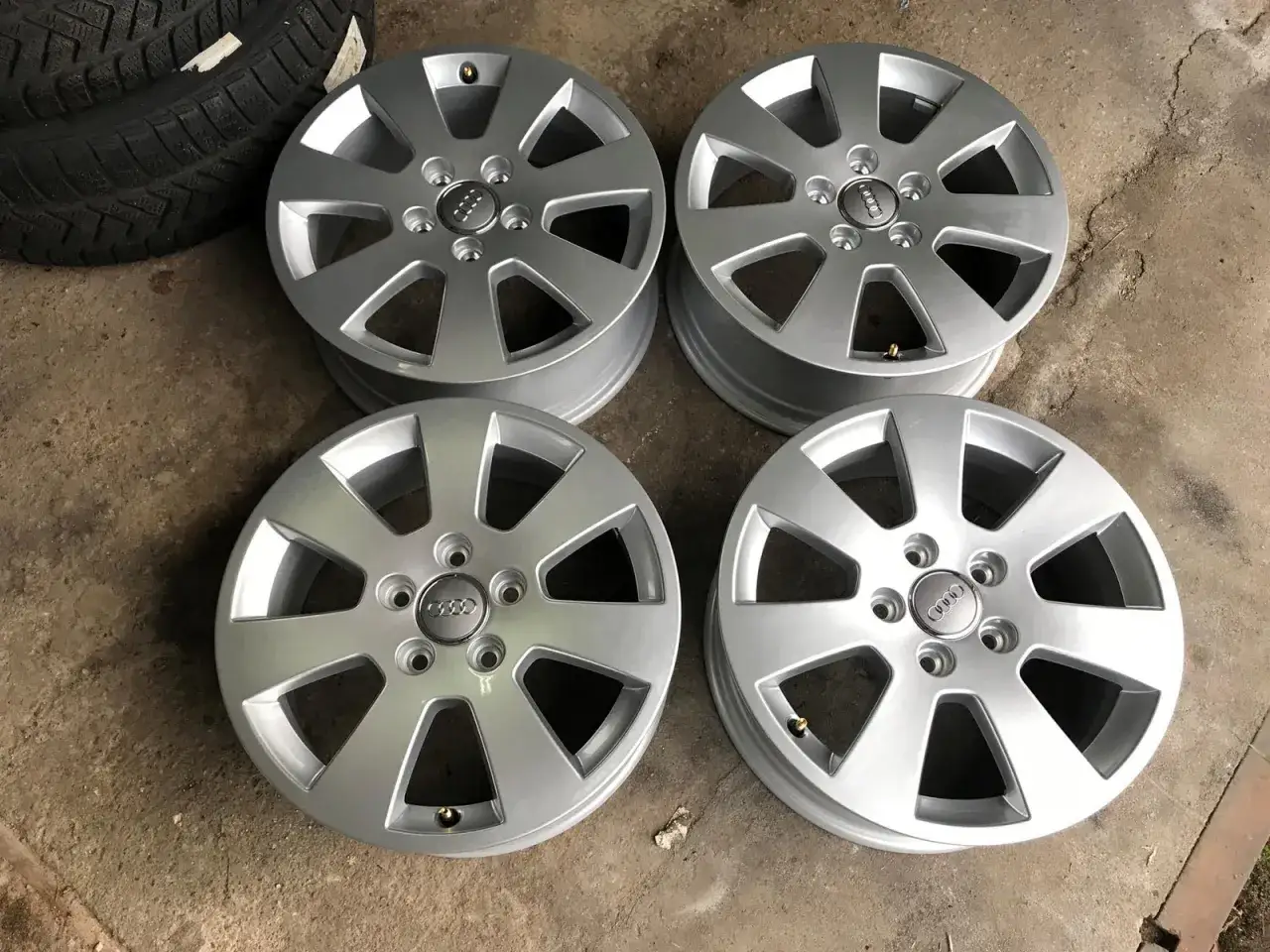 Audi A3 8P: Idealne ET dla felg 16 cali? Sprawdź, zanim kupisz!