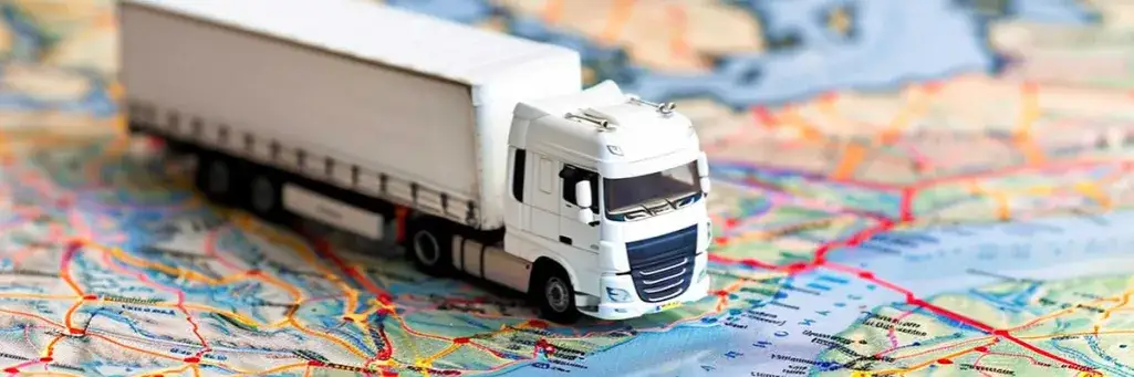 Ile pali ciągnik siodłowy? Spalanie i czynniki wpływające na koszty