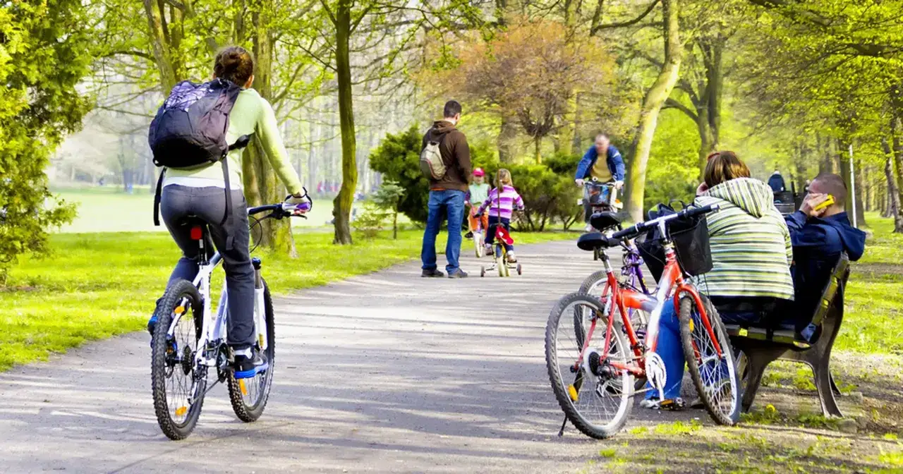 Rower codziennie: efekty dla ciała i umysłu. Czy warto?