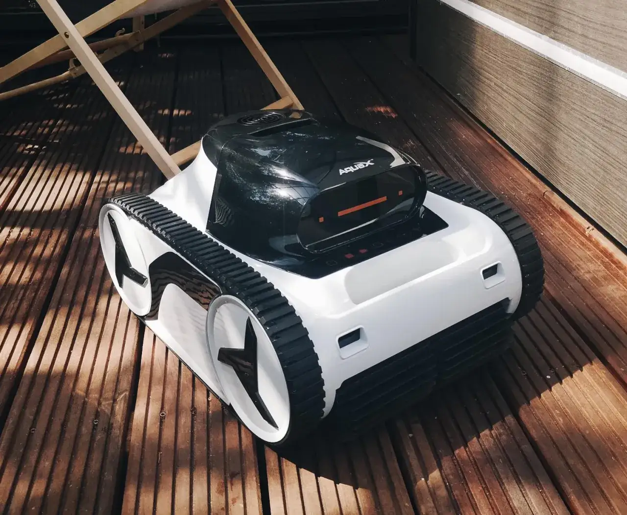 Jaki odkurzacz do basenu? Opinie z forum + przewodnik [2024]