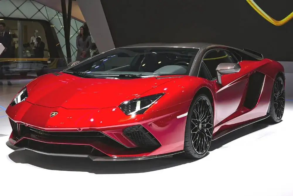 Ile kosztuje ubezpieczenie lamborghini aventador? Zaskakujące ceny OC i AC