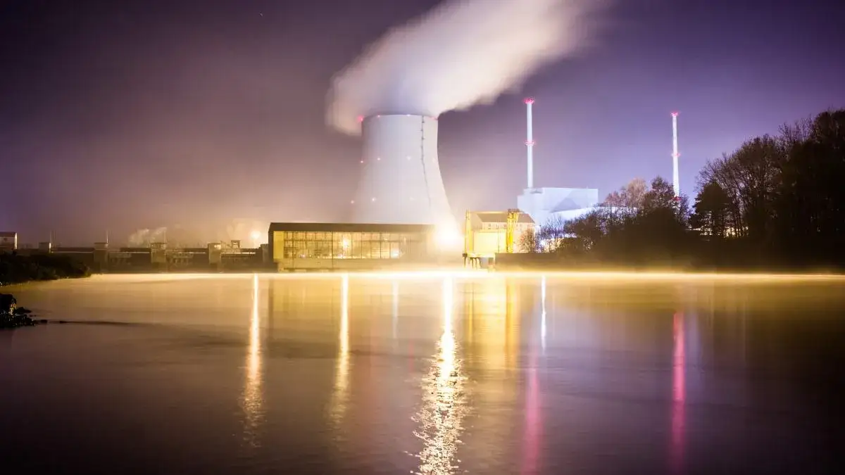 OZE w Polsce: Blisko 50% mocy! Czy sieć nadąży?