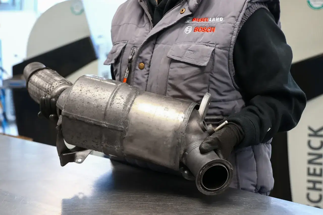 DPF: Ile wytrzyma i jak go uratować przed wymianą?