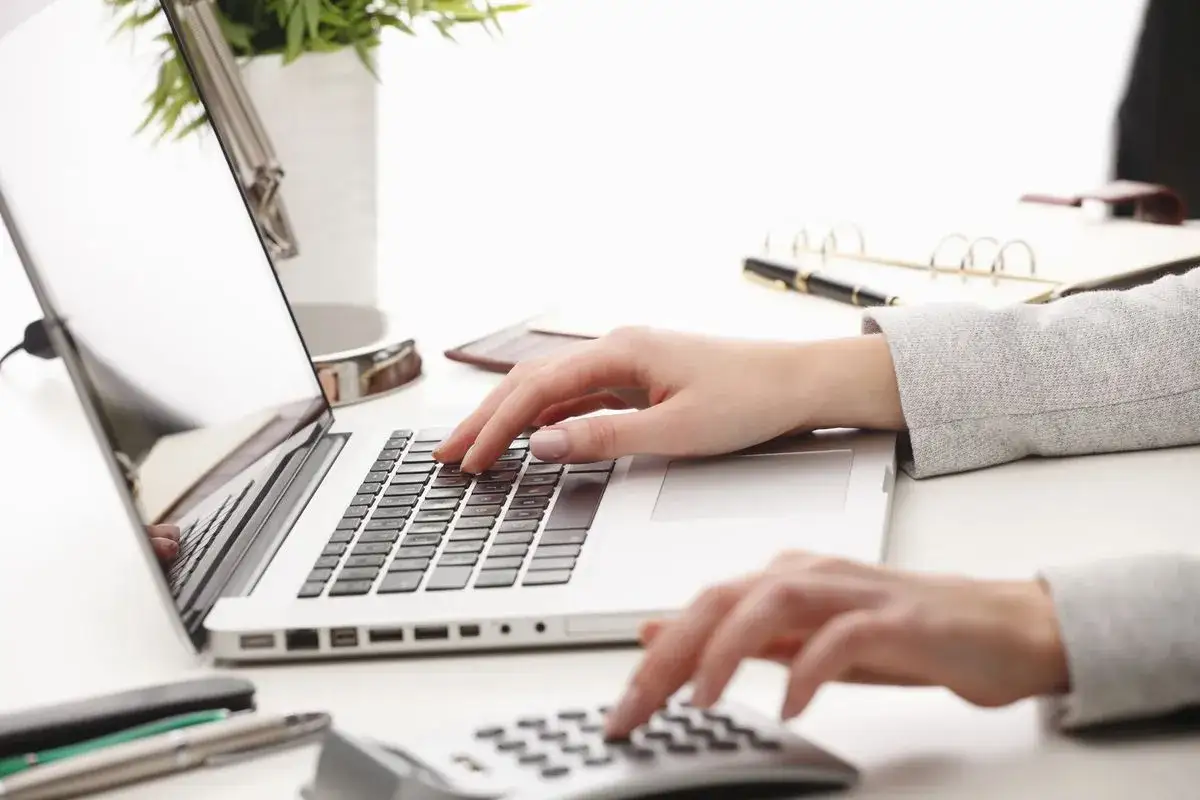 Jak bez trudu obliczyć 3% oprocentowania w skali roku krok po kroku