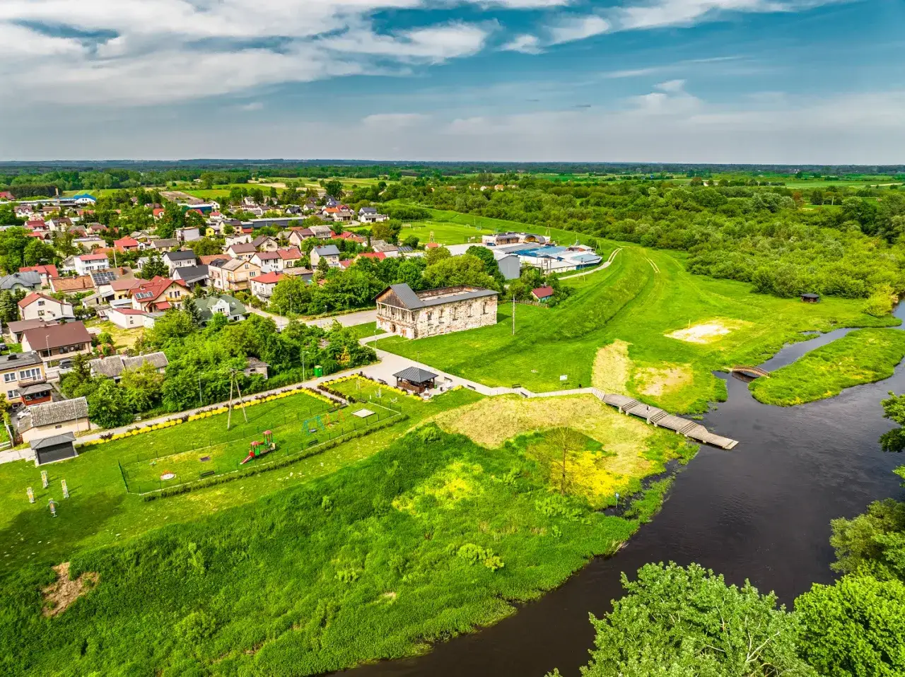 Najlepsze atrakcje w Nowym Korczynie, które musisz zobaczyć