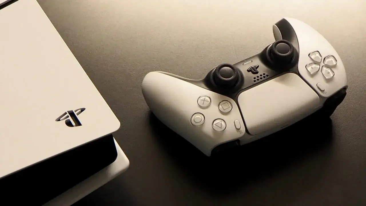 Kiedy wyszło PS5? Data premiery, ewolucja i dostępność konsoli