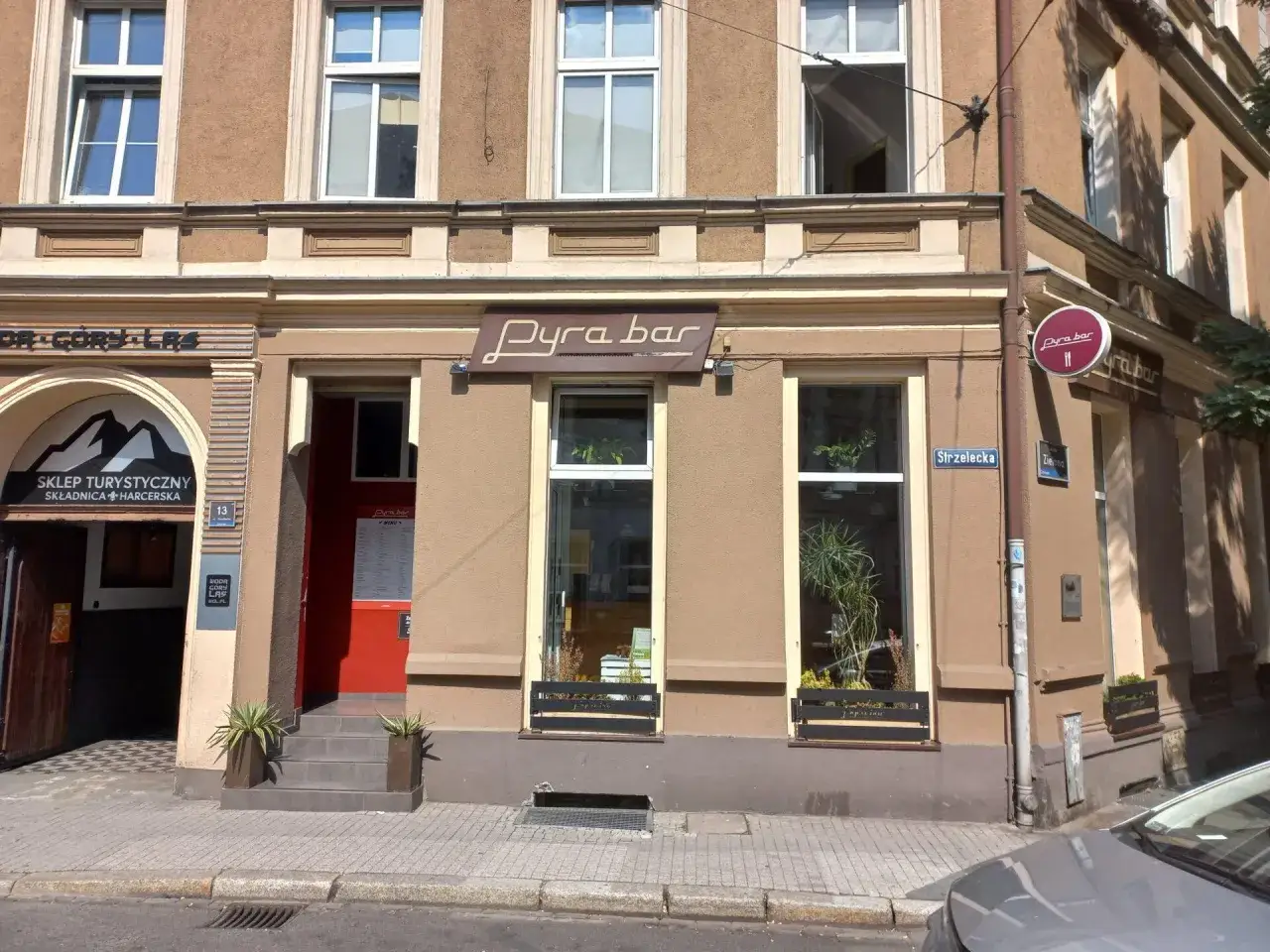 Poznań kulinarnie: Gdzie zjeść? Od pyr do fine diningu!