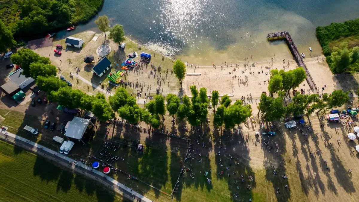 Jezioro Rogowskie: Cud natury z atrakcjami dla każdego odwiedzającego