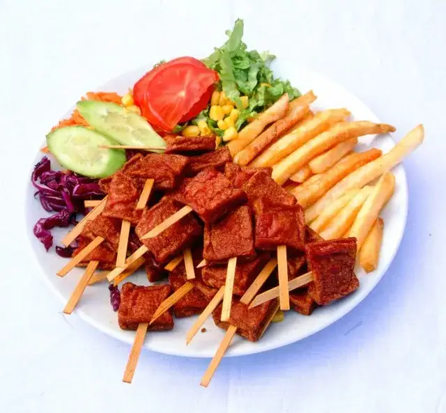 Gdzie zjeść w Chęcinach? Odkryj najlepsze restauracje i smaki