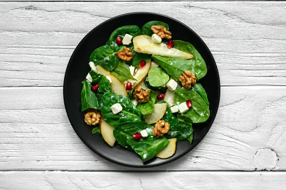 Insalata di Spinaci: Ricette Facili, Benefici e Consigli Perfetti