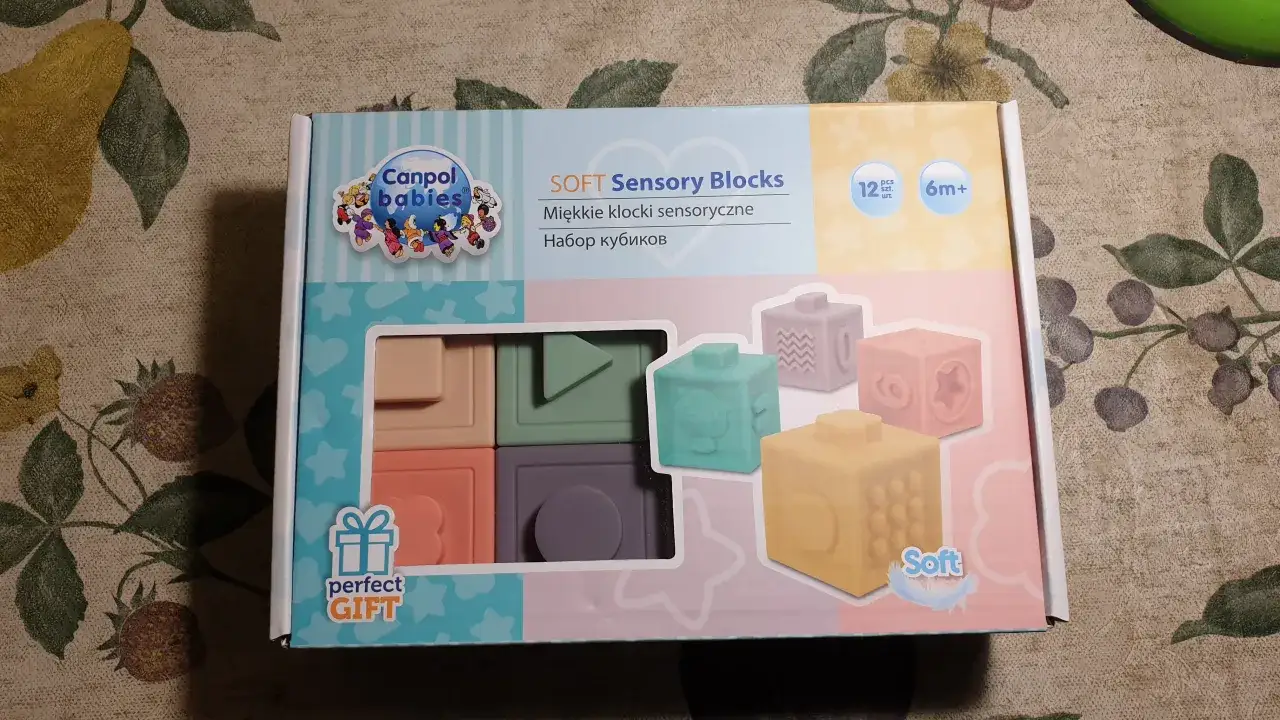 Klocki sensoryczne Canpol: Jak wspierają rozwój Twojego dziecka?