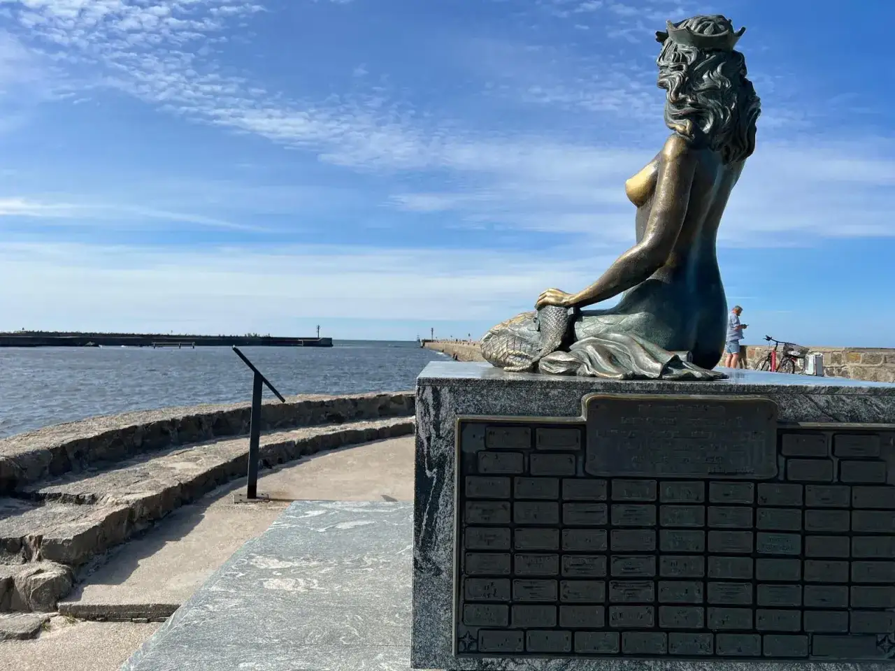 Gdzie jest Ustka? Odkryj piękno tego nadmorskiego miasta