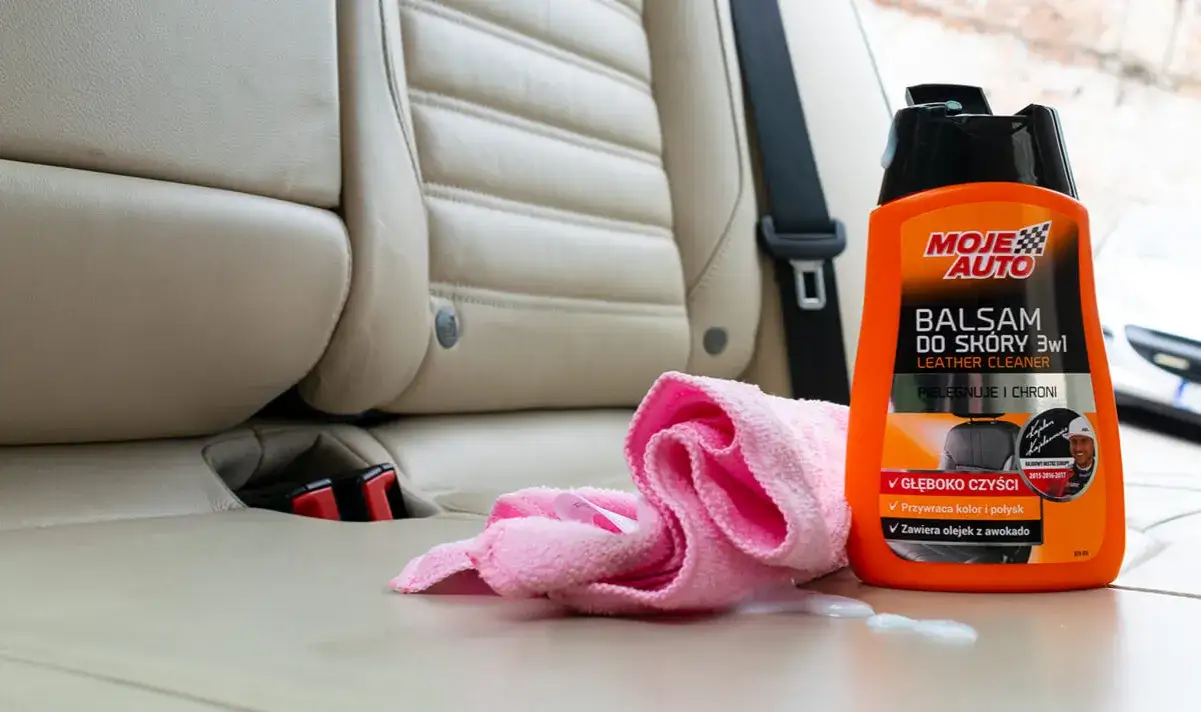 Jak czyścić skórę w aucie? Poradnik krok po kroku