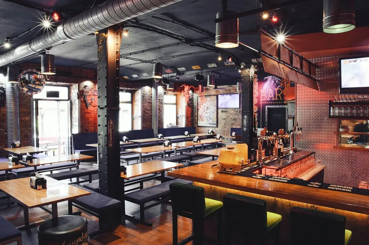 Chopper Bar & Grill Wrocław: Płonące Koryto i rock'n'roll na Kotlarskiej