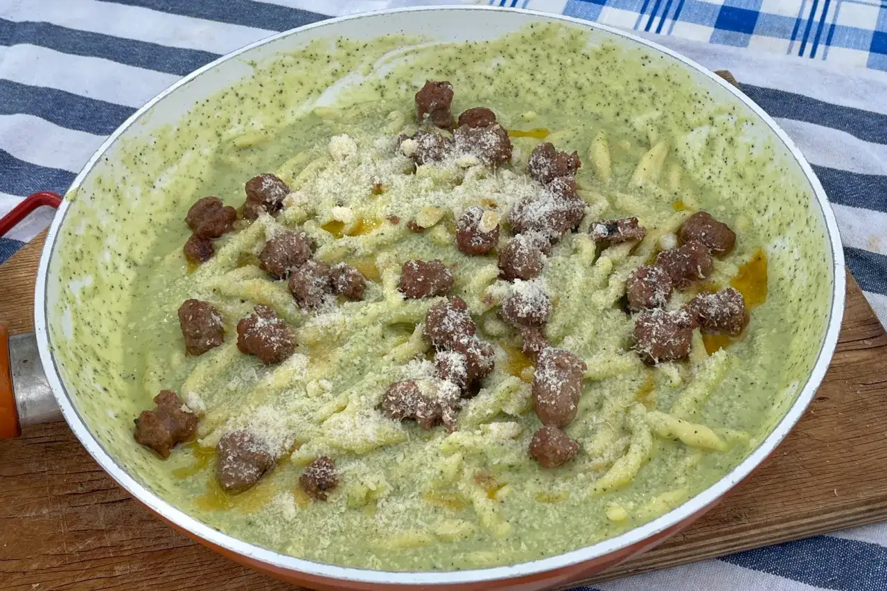 Pasta con salsiccia e zucchine: la ricetta perfetta e le varianti