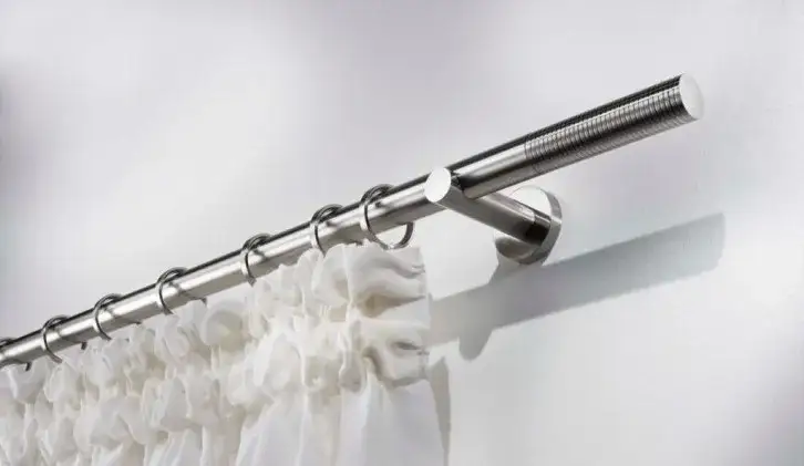 Jakie karnisze do kuchni wybrać, aby uniknąć problemów z wilgocią?