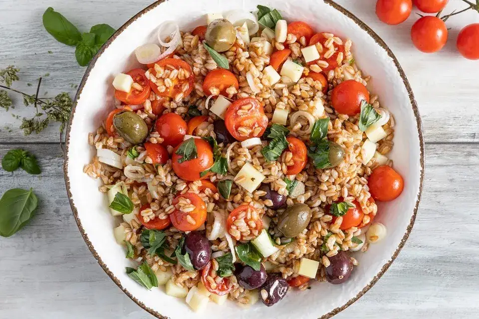 Insalata di Farro: Ricette Facili, Stagionali e Veloci (Tutto l'Anno)
