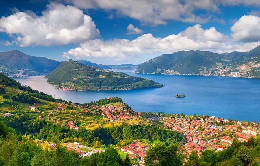  Jezioro Iseo we Włoszech - najpiękniejsze miejsca, atrakcje i wycieczki