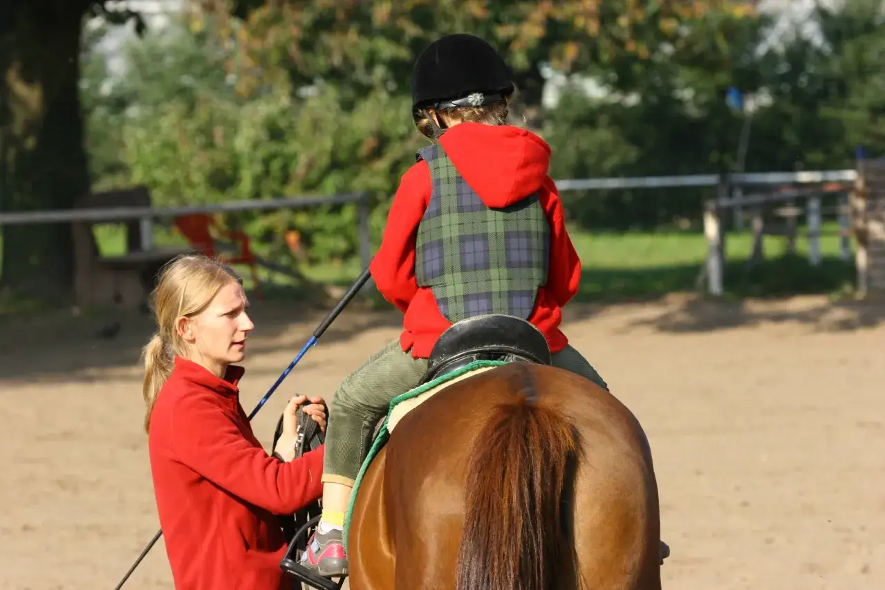 Klub jeździecki Okoły - poznaj tajemnice jeździectwa w regionie