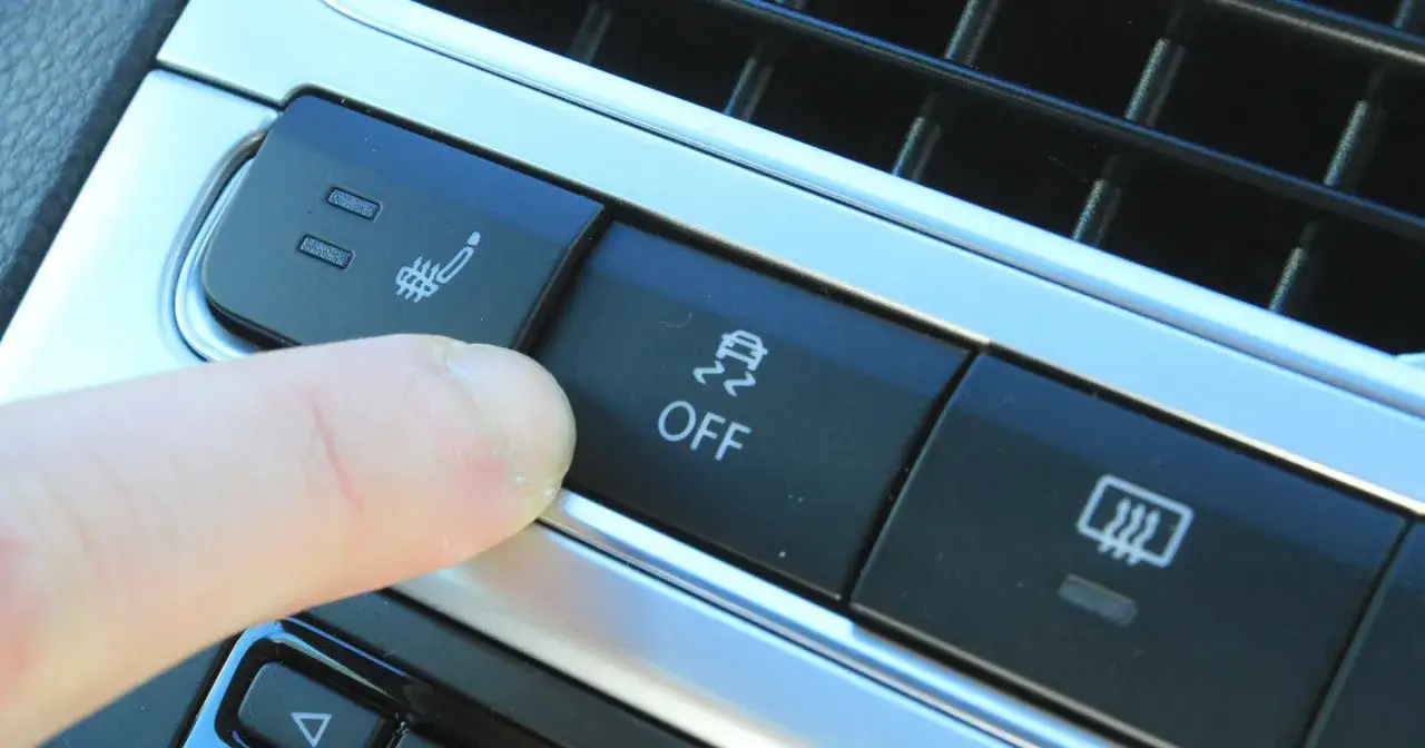 ESP w samochodzie: Twój niewidzialny anioł stróż? Pełny przewodnik